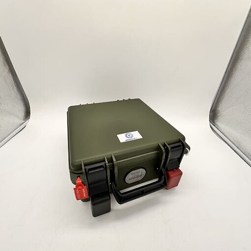 Аккумулятор тяговый Lifepo4 12V 105Ah в зеленом кейсе
